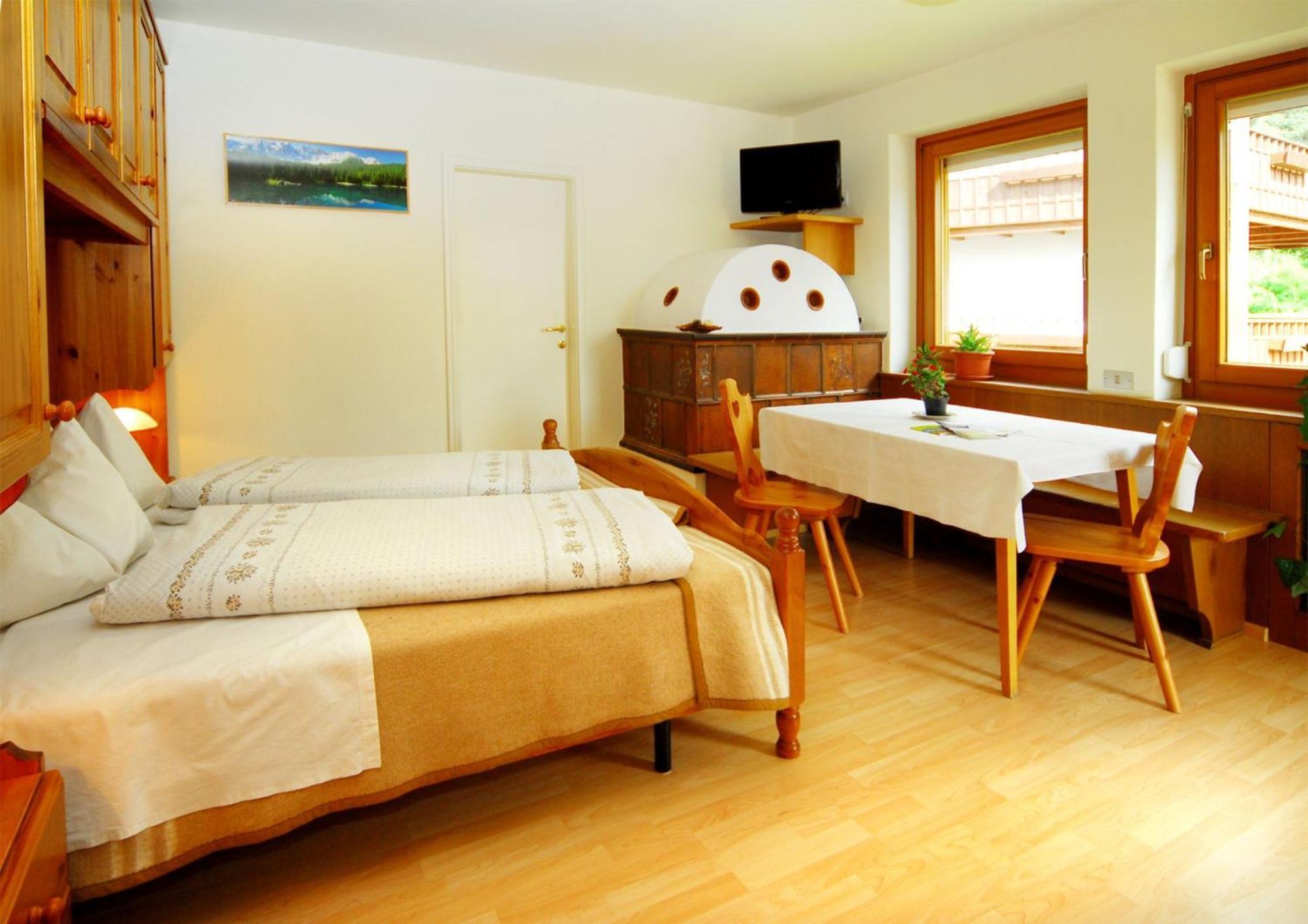 Bed and Breakfast Garni Karlegger Seis am Schlern Zimmer foto